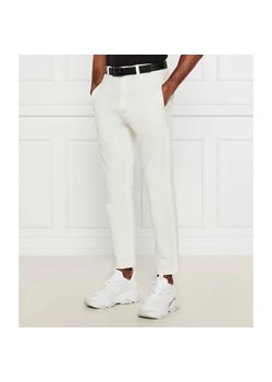HUGO Spodnie chino David251D | Slim Fit ze sklepu Gomez Fashion Store w kategorii Spodnie męskie - zdjęcie 185016109