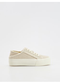 Reserved - Sneakersy na szerokiej podeszwie - beżowy ze sklepu Reserved w kategorii Trampki damskie - zdjęcie 185029736