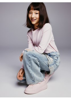 Reserved - Sneakersy z imitacji skóry - pastelowy róż ze sklepu Reserved w kategorii Trampki dziecięce - zdjęcie 185043349