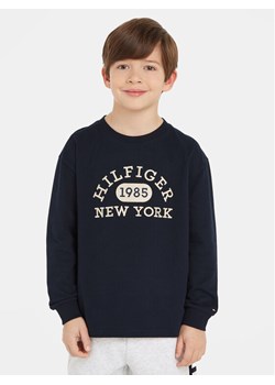 Tommy Hilfiger Bluzka KB0KB08549 M Granatowy Regular Fit ze sklepu MODIVO w kategorii T-shirty chłopięce - zdjęcie 185048209