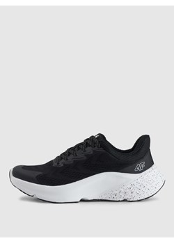 Damskie buty do biegania 4F Freemove Elevated Mesh 4FRSS25FSPOF180 - czarne ze sklepu Sportstylestory.com w kategorii Buty sportowe damskie - zdjęcie 185049776