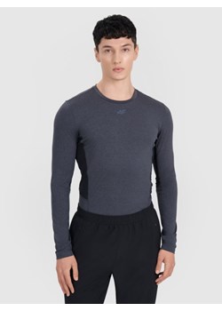 Męski longsleeve treningowy 4F 4FWMM00TFLOM507 - szary ze sklepu Sportstylestory.com w kategorii T-shirty męskie - zdjęcie 185049828