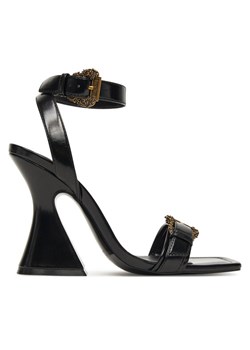 Versace Jeans Couture Sandały 79VA3S36 Czarny ze sklepu MODIVO w kategorii Sandały damskie - zdjęcie 185056416