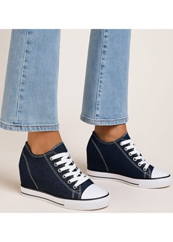 Granatowe trampki sneakersy na niskim koturnie /D6-3 13521 G099/ ze sklepu Pantofelek24.pl w kategorii Trampki damskie - zdjęcie 185070105