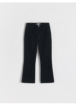 Reserved - Jeansy flare high waist - czarny - id: 719CL-99J - marki Reserved - 185080387 Reserved - Jeansy flare high waist - czarny ze sklepu Reserved w kategorii Spodnie dziewczęce - zdjęcie 185080387