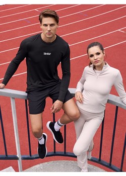 Sinsay - Sneakersy - czarny ze sklepu Sinsay w kategorii Buty sportowe męskie - zdjęcie 185086958