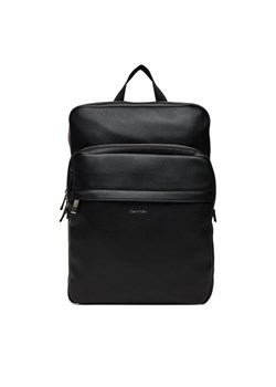 Plecak Calvin Klein Raised Slim Square Backpack LV04D3156G Czarny ze sklepu eobuwie.pl w kategorii Plecaki - zdjęcie 185138066