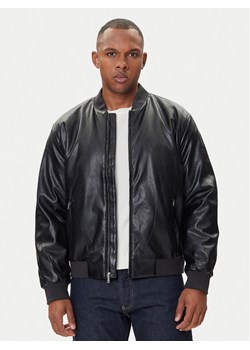 Calvin Klein Jeans Kurtka z imitacji skóry LV04RC407G Czarny Relaxed Fit ze sklepu MODIVO w kategorii Kurtki męskie - zdjęcie 185371917