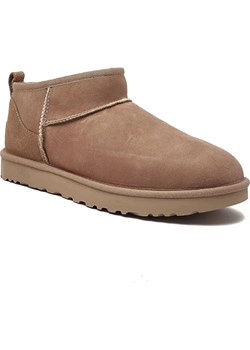 UGG Skórzane śniegowce CLASSIC ultra mini | z dodatkiem wełny ze sklepu Gomez Fashion Store w kategorii Śniegowce damskie - zdjęcie 185378349