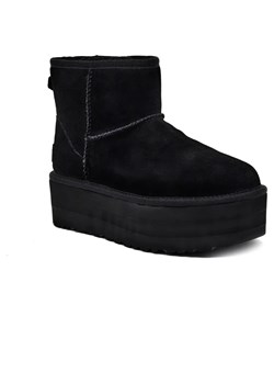 UGG Skórzane śniegowce Classic Mini Platform | z dodatkiem wełny - id: UG225W000067990 - marki UGG - 185378528 UGG Skórzane śniegowce Classic Mini Platform | z dodatkiem wełny ze sklepu Gomez Fashion Store w kategorii Śniegowce damskie - zdjęcie 185378528