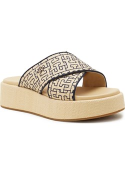 Tommy Hilfiger Klapki TH MONO RAFIA ze sklepu Gomez Fashion Store w kategorii Klapki damskie - zdjęcie 185378696