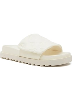 Guess Klapki ze sklepu Gomez Fashion Store w kategorii Klapki damskie - zdjęcie 185378795
