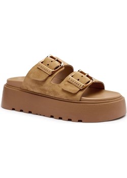 Casadei Skórzane klapki ze sklepu Gomez Fashion Store w kategorii Klapki damskie - zdjęcie 185378899
