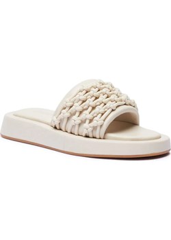 Marc Cain Skórzane klapki ze sklepu Gomez Fashion Store w kategorii Klapki damskie - zdjęcie 185378956