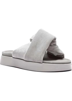 INUIKII Skórzane klapki SOFT CROSSED SUEDE ze sklepu Gomez Fashion Store w kategorii Klapki damskie - zdjęcie 185378957