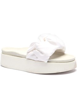 INUIKII Klapki Flower | z dodatkiem skóry ze sklepu Gomez Fashion Store w kategorii Klapki damskie - zdjęcie 185379339
