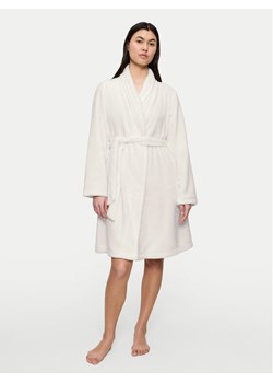 Triumph Szlafrok Robes 10216526 Biały ze sklepu MODIVO w kategorii Szlafroki damskie - zdjęcie 185384927
