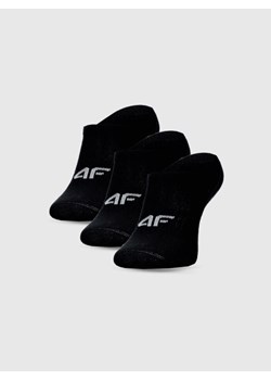 Chłopięce skarpetki za kostkę (3-pack) 4F 4FJWMM00USOCM498 - czarne ze sklepu Sportstylestory.com w kategorii Skarpetki dziecięce - zdjęcie 185389528