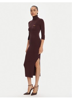 Elisabetta Franchi Sukienka dzianinowa AM-23B-56E2-V390 Bordowy Slim Fit ze sklepu MODIVO w kategorii Sukienki - zdjęcie 185391339