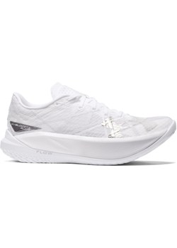 Buty do biegania uniseks Under Armour UA U Velociti Elite 2 - białe ze sklepu Sportstylestory.com w kategorii Buty sportowe damskie - zdjęcie 185395417