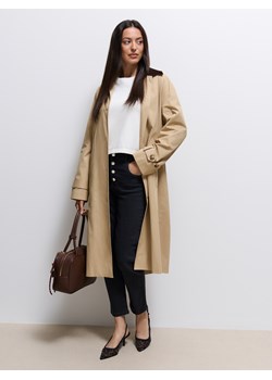 Mohito - Jeansy mom slim push up - szary ze sklepu Mohito w kategorii Jeansy damskie - zdjęcie 185402815