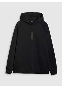 Męska bluza dresowa nierozpinana z kapturem 4F 4FRSS25TSWSM2111 - czarna ze sklepu Sportstylestory.com w kategorii Bluzy męskie - zdjęcie 185410427
