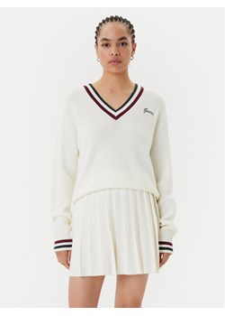 Guess Sweter V5BR01 Z1152 Écru Regular Fit ze sklepu MODIVO w kategorii Swetry damskie - zdjęcie 185416028