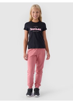 Dziewczęce spodnie dresowe joggery 4F 4FJWMM00TTROF0829-27M - różowe ze sklepu Sportstylestory.com w kategorii Spodnie dziewczęce - zdjęcie 185425165