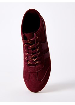 Mohito - Skórzane bordowe sneakersy - kasztanowy ze sklepu Mohito w kategorii Buty sportowe damskie - zdjęcie 185427115