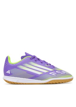 Buty do piłki nożnej adidas F50 Club Indoor Boots Kids JI0042 Fioletowy ze sklepu eobuwie.pl w kategorii Buty sportowe dziecięce - zdjęcie 185434399