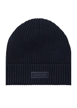 Czapka Calvin Klein Patch Chunky Rib Cotton Beanie LV04D8053G Granatowy ze sklepu eobuwie.pl w kategorii Czapki zimowe damskie - zdjęcie 185440837