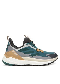 adidas Trekkingi Terrex Free Hiker 2.0 Low JQ9905 Zielony ze sklepu MODIVO w kategorii Buty trekkingowe męskie - zdjęcie 185459258