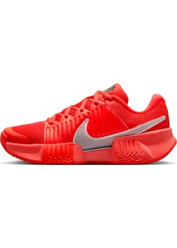 Damskie buty do tenisa na korty ziemne Nike GP Challenge Pro PR - Czerwony ze sklepu Nike poland w kategorii Buty sportowe damskie - zdjęcie 185462009