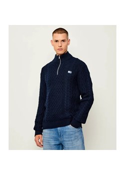 Tommy Jeans Sweter | Slim Fit ze sklepu Gomez Fashion Store w kategorii Swetry męskie - zdjęcie 185470719