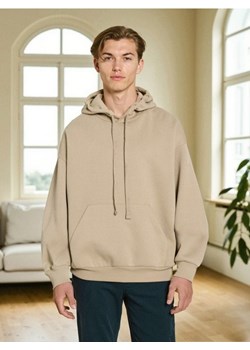 Sinsay - Bluza hoodie comfort fit - beżowy ze sklepu Sinsay w kategorii Bluzy męskie - zdjęcie 185479116