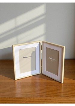 Sinsay - Podwójna ramka na zdjęcia - kremowy ze sklepu Sinsay w kategorii Ramki na zdjęcia - zdjęcie 185479767