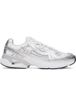 Sneaksersy uniseks Under Armour UA Sola - białe ze sklepu Sportstylestory.com w kategorii Buty sportowe damskie - zdjęcie 185504356