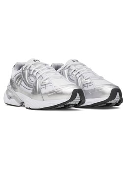 Sneaksersy uniseks Under Armour UA Sola - białe ze sklepu Sportstylestory.com w kategorii Buty sportowe damskie - zdjęcie 185504358