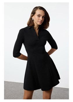 trendyol Sukienka w kolorze czarnym ze sklepu Limango Polska w kategorii Sukienki - zdjęcie 185504965