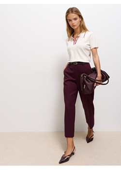 Mohito - Bordowe spodnie z paskiem - mahoń ze sklepu Mohito w kategorii Spodnie damskie - zdjęcie 185517745