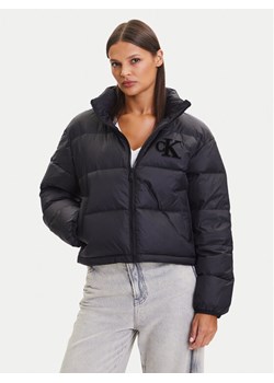 Calvin Klein Jeans Kurtka puchowa Graphic Logo LV047D503G Czarny Regular Fit ze sklepu MODIVO w kategorii Kurtki damskie - zdjęcie 185521596