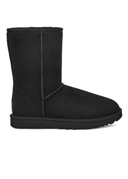 Buty damskie UGG W Classic  Short II 1016223-BLK - czarne ze sklepu streetstyle24.pl w kategorii Śniegowce damskie - zdjęcie 185535398