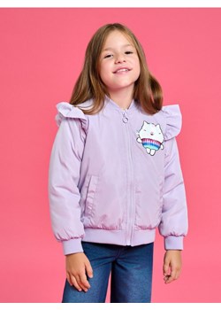 Sinsay - Kurtka bomberka z nadrukiem na plecach Gabby's Dollhouse - fioletowy - id: 700EI-04X - marki Sinsay - 185536078 Sinsay - Kurtka bomberka z nadrukiem na plecach Gabby's Dollhouse - fioletowy ze sklepu Sinsay w kategorii Kurtki dziewczęce - zdjęcie 185536078