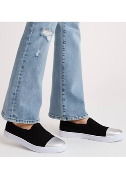 Czarne wsuwane trampki dziewczęce slip on /E5-2 13683  T004/ ze sklepu Pantofelek24.pl w kategorii Trampki dziecięce - zdjęcie 185544988