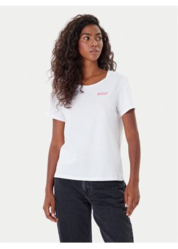 Mustang T-Shirt Alma 1016748 Biały Regular Fit ze sklepu MODIVO w kategorii Bluzki damskie - zdjęcie 185545409