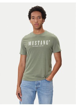 Mustang T-Shirt Austin 1016853 Zielony Regular Fit ze sklepu MODIVO w kategorii T-shirty męskie - zdjęcie 185550637