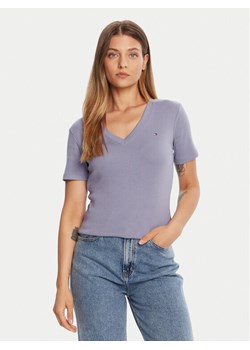 Tommy Hilfiger T-Shirt New Cody WW0WW40584 Fioletowy Slim Fit ze sklepu MODIVO w kategorii Bluzki damskie - zdjęcie 185550737