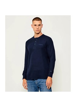 Tommy Jeans Longsleeve HENLEY | Regular Fit ze sklepu Gomez Fashion Store w kategorii T-shirty męskie - zdjęcie 185553546