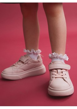 Reserved - Sneakersy z imitacji skóry - pastelowy róż ze sklepu Reserved w kategorii Trampki dziecięce - zdjęcie 185559037