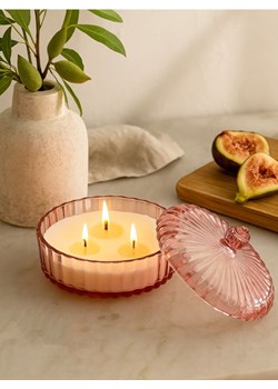 Sinsay - Świeca zapachowa o aromacie figi i mahoniu - różowy ze sklepu Sinsay w kategorii Dom - zdjęcie 185563748